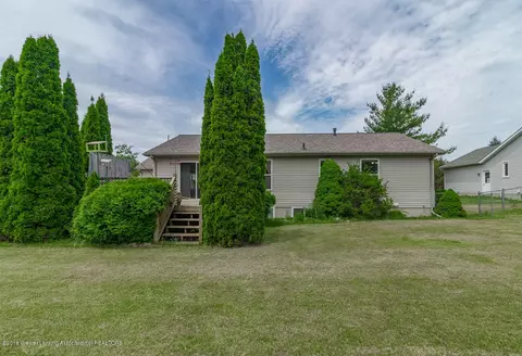 2330 Pine Tree Rd, Holt, MI 48842 photo 39