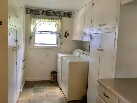 2909 Risley Dr, Lansing, MI 48917 photo 9