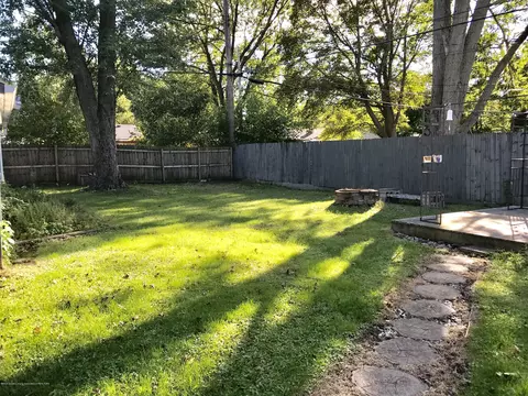 2909 Risley Dr, Lansing, MI 48917 photo 17