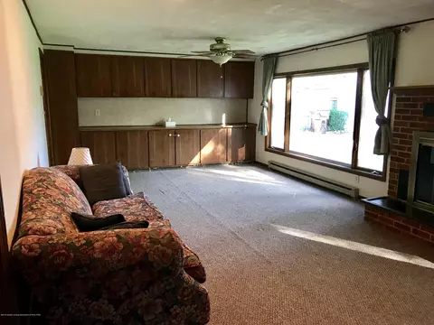 2909 Risley Dr, Lansing, MI 48917 photo 6