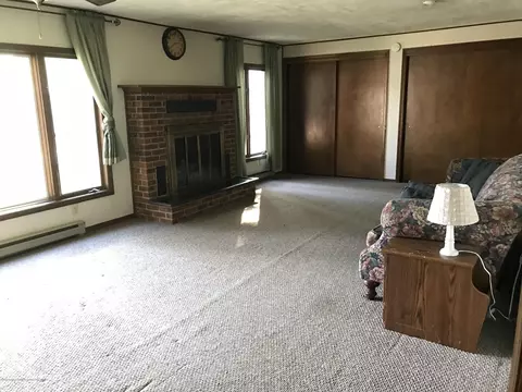 2909 Risley Dr, Lansing, MI 48917 photo 10
