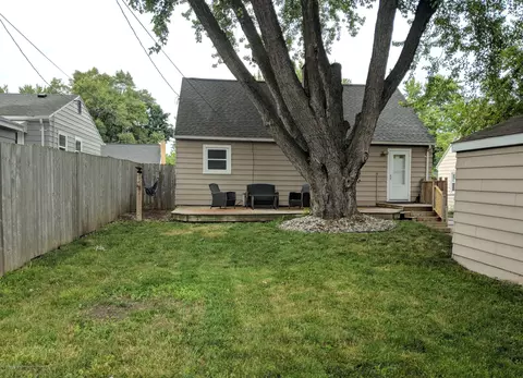 1921 W Rundle Ave, Lansing, MI 48910 photo 21