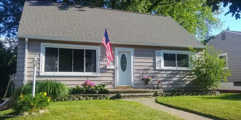 1921 W Rundle Ave, Lansing, MI 48910 photo 1