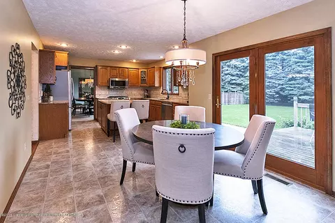 753 Tanbark Dr, Dimondale, MI 48821 photo 5