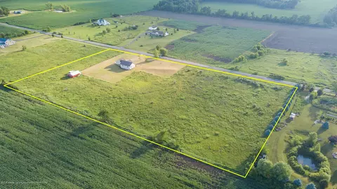 6412 S Lovejoy Rd, Perry, MI 48872 photo 9