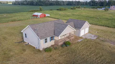 6412 S Lovejoy Rd, Perry, MI 48872 photo 3