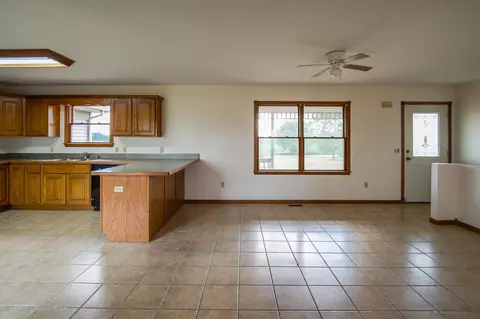 6412 S Lovejoy Rd, Perry, MI 48872 photo 14