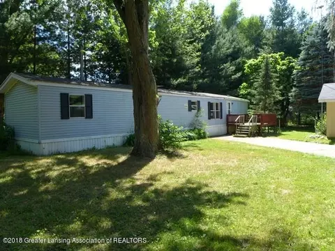 2796 Park St, Lyons, MI 48851 photo 1