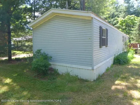 2796 Park St, Lyons, MI 48851 photo 3