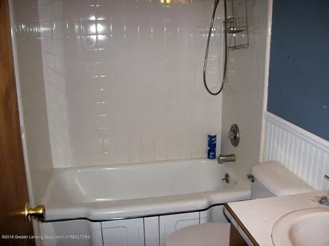 1343 E State Rd, Lansing, MI 48906 photo 17
