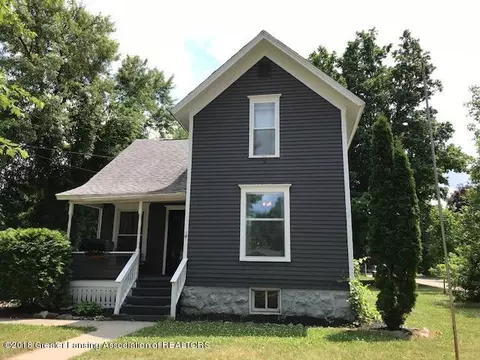 131 Lloyd St, Williamston, MI 48895 photo 3
