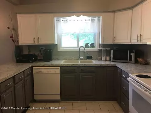 131 Lloyd St, Williamston, MI 48895 photo 15