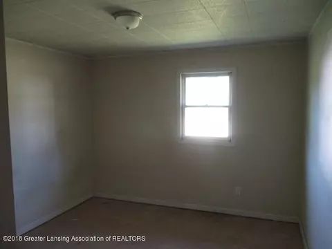 5607 Mccrum Rd, Jackson, MI 49201 photo 5