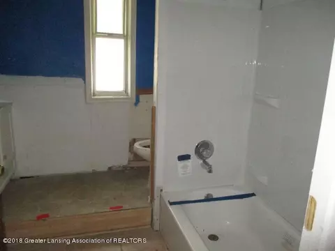 5607 Mccrum Rd, Jackson, MI 49201 photo 4