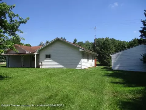 5607 Mccrum Rd, Jackson, MI 49201 photo 9
