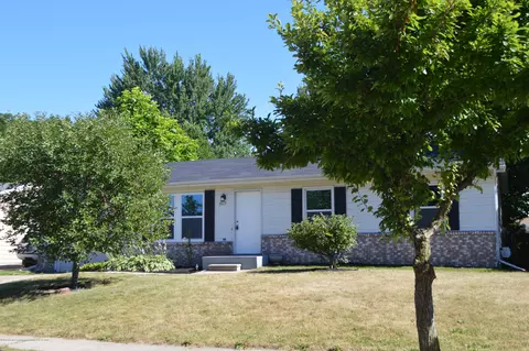 3927 Windemere Dr, Lansing, MI 48911 photo 1