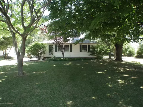 11886 Upton Rd, Grand Ledge, MI 48837 photo 1