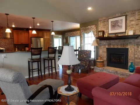 13079 Addington Dr, Dewitt, MI 48820 photo 4