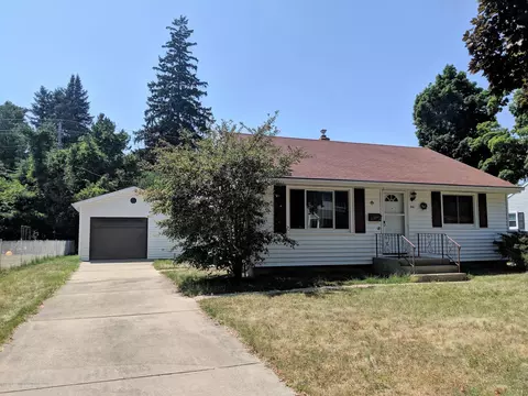 643 Fuller St, Williamston, MI 48895 photo 1