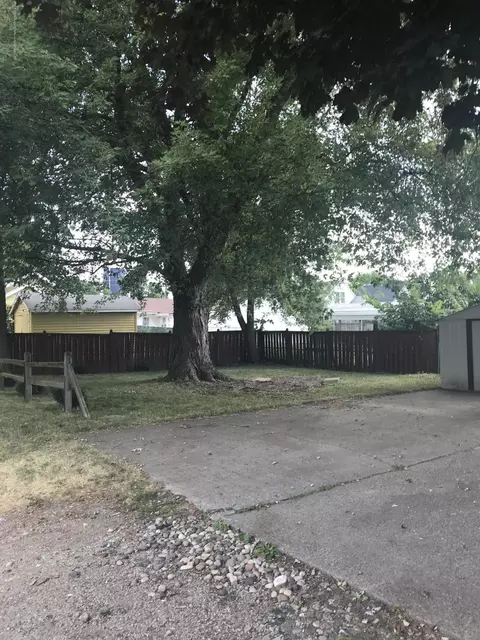 2121 Gary St, Lansing, MI 48906 photo 17