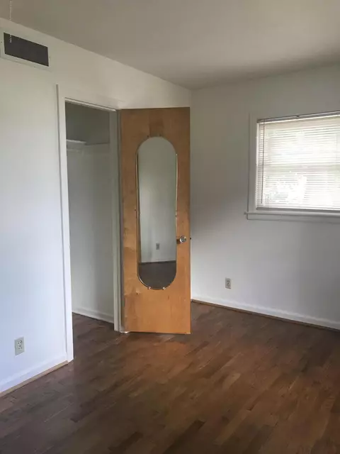 2121 Gary St, Lansing, MI 48906 photo 8