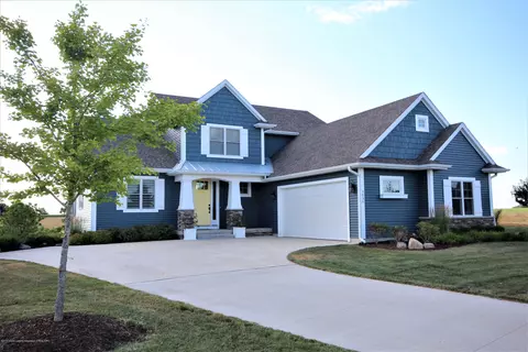 3650 Stanwood Dr, Dewitt, MI 48820 photo 1