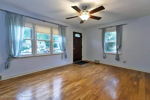623 Hamilton Ave, Lansing, MI 48910 photo 5