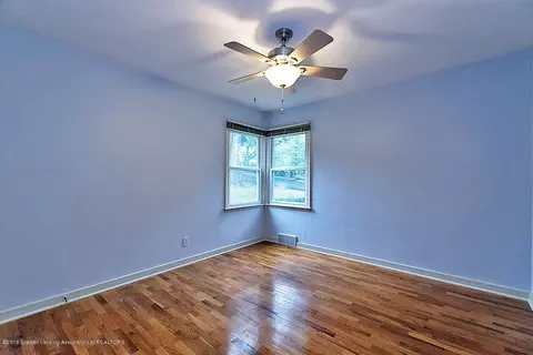 623 Hamilton Ave, Lansing, MI 48910 photo 6