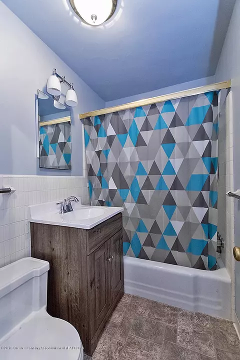 623 Hamilton Ave, Lansing, MI 48910 photo 13