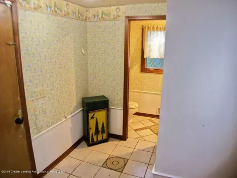 6089 Beechwood Dr, Haslett, MI 48840 photo 15