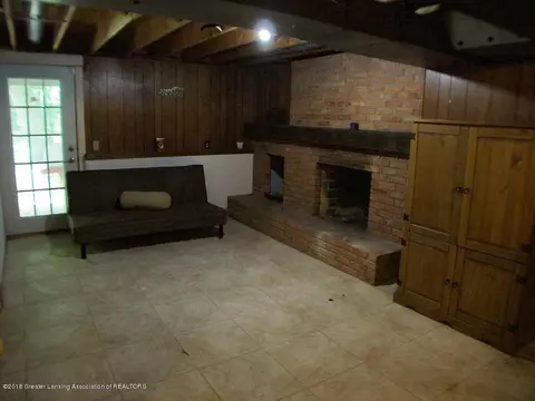6089 Beechwood Dr, Haslett, MI 48840 photo 29