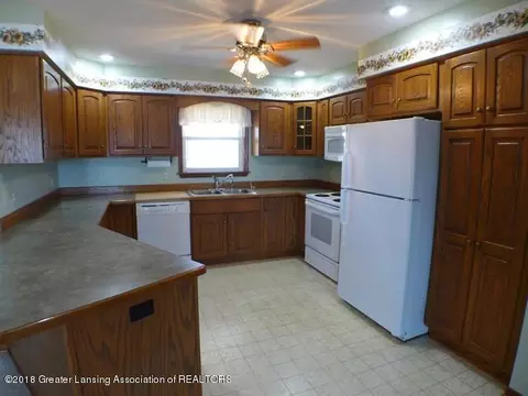 4311 E Colony Rd, Saint Johns, MI 48879 photo 9