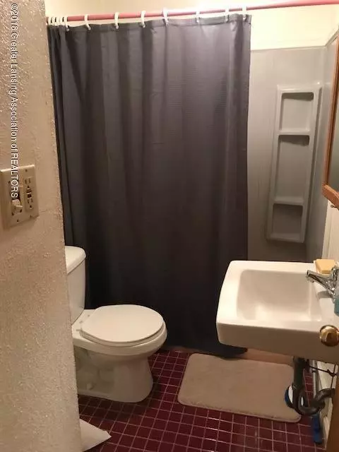 1006 Maycroft Rd, Lansing, MI 48917 photo 12