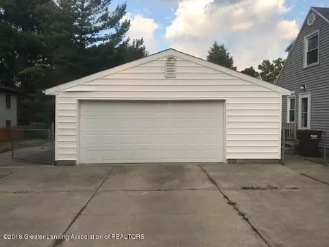 1006 Maycroft Rd, Lansing, MI 48917 photo 25
