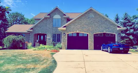 11726 Silverspring Dr, Dewitt, MI 48820 photo 1