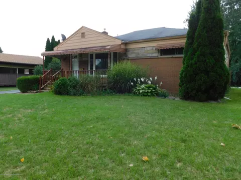 3211 Timber Dr, Lansing, MI 48917 photo 1