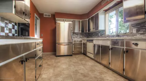 7680 S Dewitt Rd, Dewitt, MI 48820 photo 6