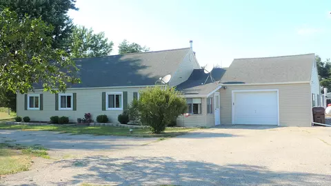 3312 Mcbride Rd, Owosso, MI 48867 photo 1