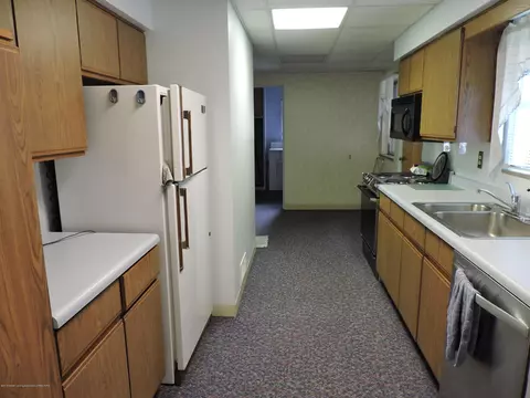 2813 College Rd, Holt, MI 48842 photo 4