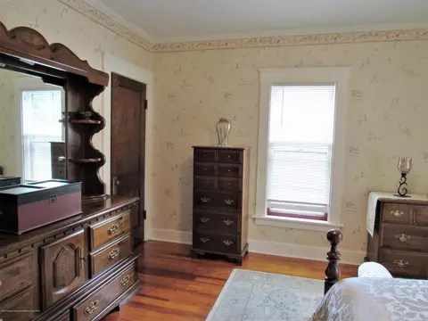 601 Bartlett St, Lansing, MI 48915 photo 25