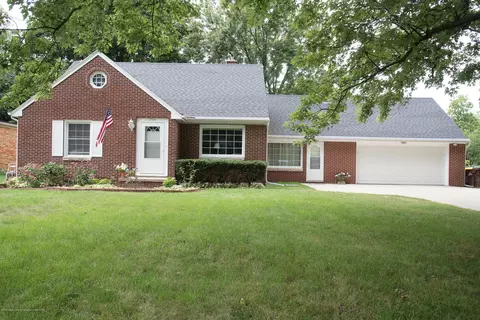 2314 E Libbie Dr, Lansing, MI 48917 photo 1