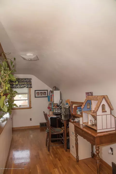 2314 E Libbie Dr, Lansing, MI 48917 photo 20