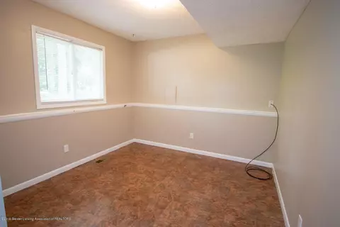 12401 Spruce Ln, Perry, MI 48872 photo 17