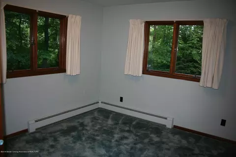 6500 Shoeman Rd, Haslett, MI 48840 photo 12