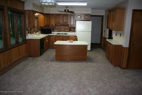 6500 Shoeman Rd, Haslett, MI 48840 photo 3