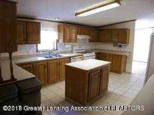 10326 S Wright Rd, Eagle, MI 48822 photo 15