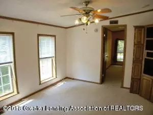 10326 S Wright Rd, Eagle, MI 48822 photo 24