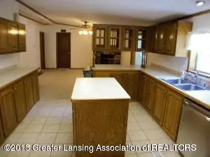 10326 S Wright Rd, Eagle, MI 48822 photo 18