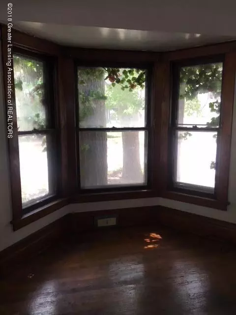 534 Cherry St, Lansing, MI 48933 photo 7