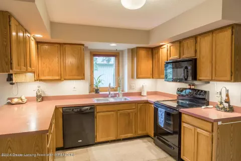3748 W Herbison Rd, Dewitt, MI 48820 photo 7
